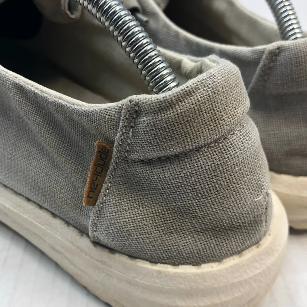 Hey Dude Shoes Womens 7 Wendy Chambray Light Gray Canvas Slip On Flat Loafers
